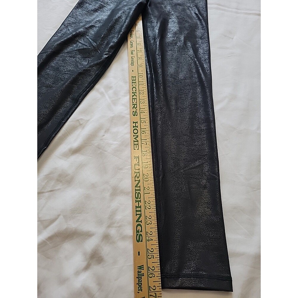 Offline by Aerie The Hugger Hi-Rise Black Crackle Faux Leather Leggings | Size M - Picture 9 of 9